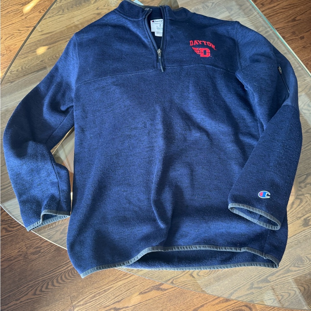 Champion Navy Half-Zip Pullover Dayton sz M